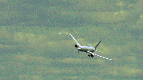 最新航空公司动态：国际航线及领空开放情况