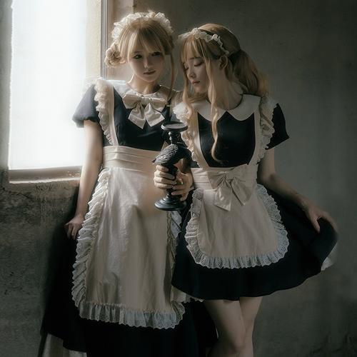 还在找与三位女仆的华丽日常?这里有你想要的全部版本!