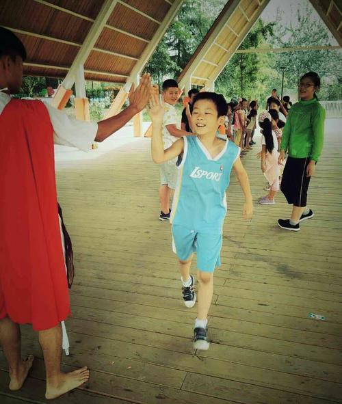 急速下载我的秘密暑假时光2安卓:角色扮演,暑假探险等你开启!