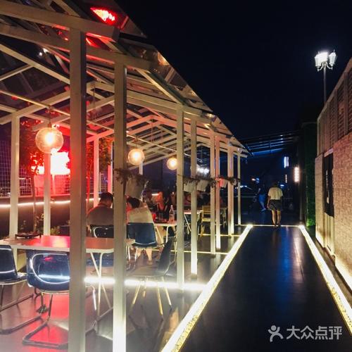 下载PAPA酒馆安卓版:体验丰富剧情和精彩玩法