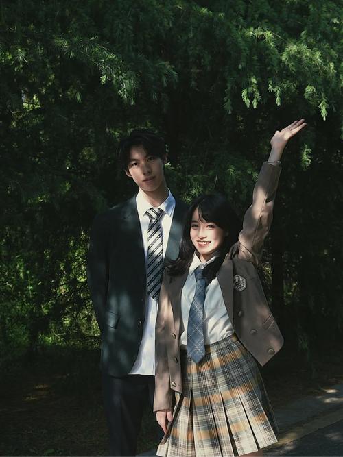 和JK们恋爱的高中生活游戏官网,甜蜜约会等你开启!