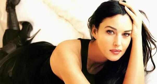 终于完结！时尚女王莫妮卡第二季安卓版下载地址