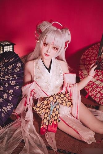 如何进入Coser3官方网站？新手玩家必看下载指南！