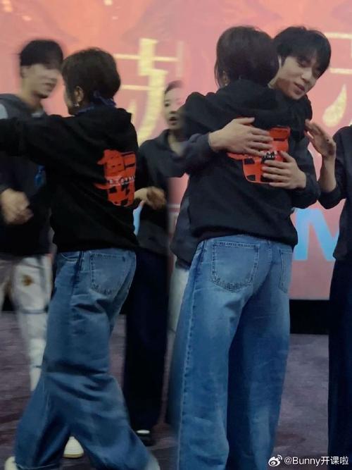 表演课内有他链更新地址:最新资源分享,不容错过!