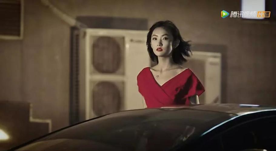 艳妻沉沦汉化版最新更新内容：欲望的深渊，她最终走向了不归路