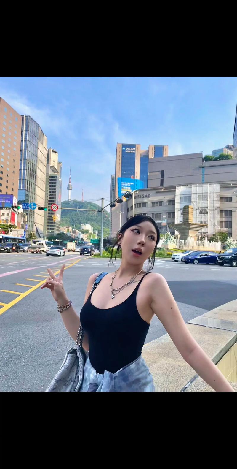 揭秘！女大学生沉迷汉化版游戏，最新更新内容深度分析！