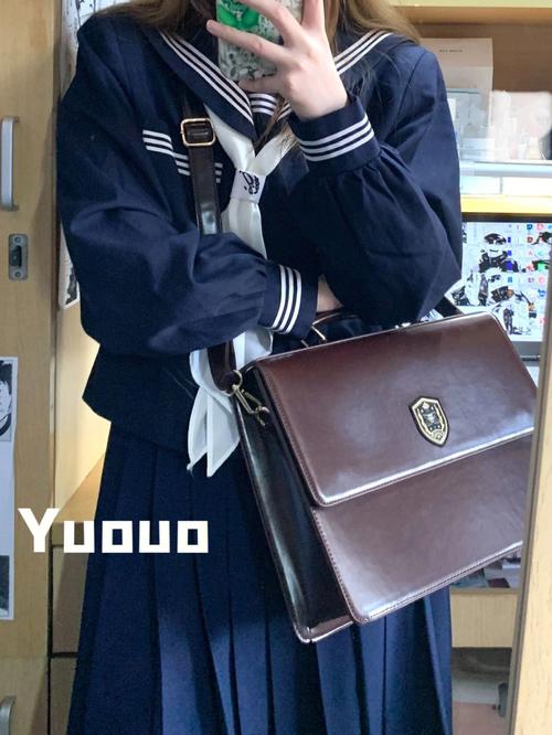 想玩在员工室与JK度过的日常？这里有官网！