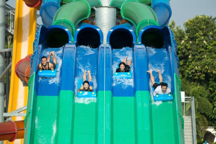 SOA水上乐园游戏官网:超好玩水上乐园游戏等你来!