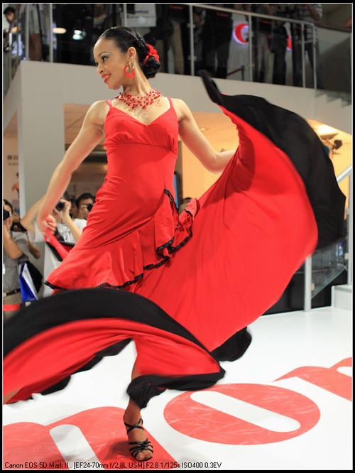 各平台热舞女郎下载地址:快速下载无广告