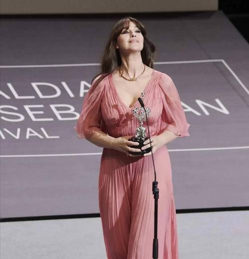 好消息！时尚女王莫妮卡第一季完结，官方网站已上线！