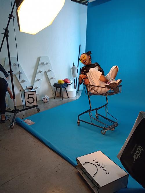 想玩我的秘密暑假时光2?这里提供最便捷的下载途径!