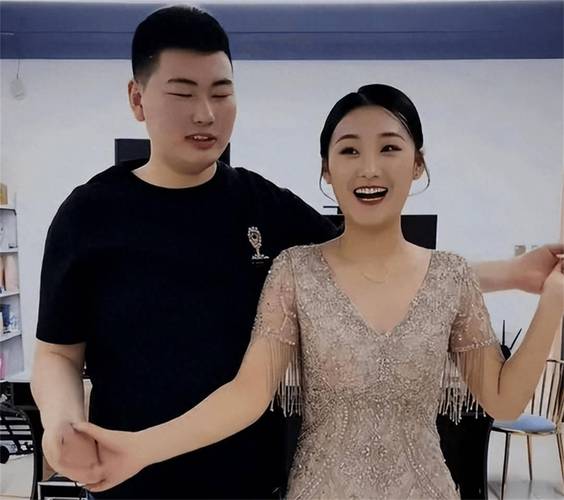 心仪的孩子被抢?好色搭档游戏攻略速览