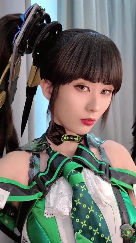 想看coser幕后?汉化版花絮最新更新来啦!