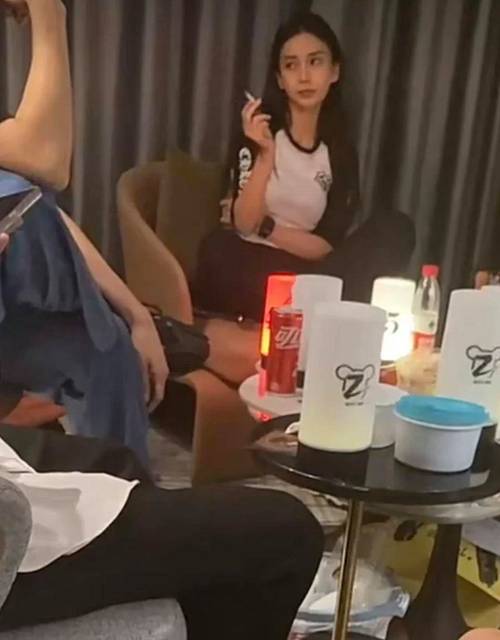 完整版盗摄视奸大全：警惕身边的偷拍行为