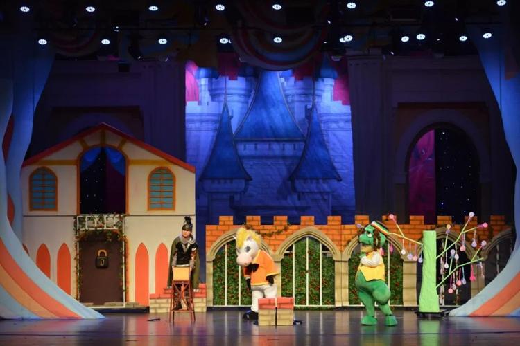 大人的童話劇場游戏攻略:解锁所有隐藏剧情