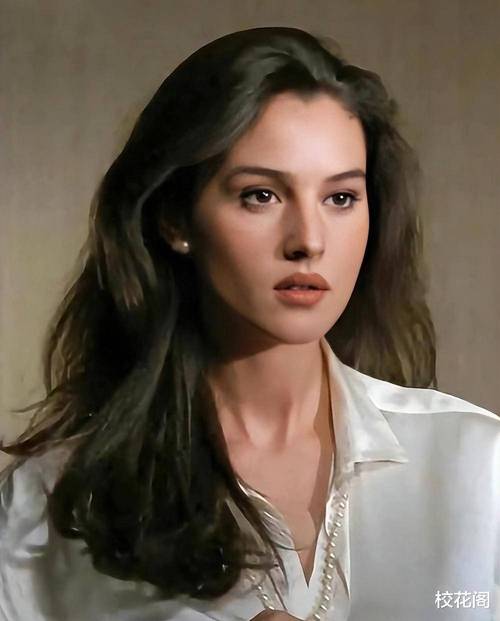 时尚女王莫妮卡第一季完结版如何下载?安全资源推荐!