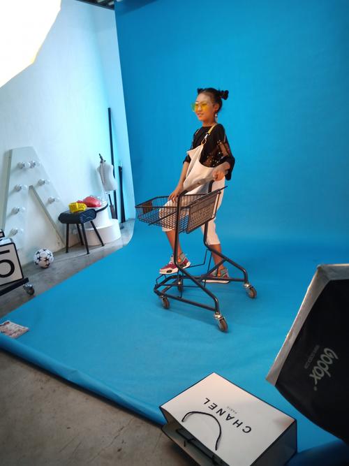 急速下载我的秘密暑假时光2安卓:角色扮演,暑假探险等你开启!