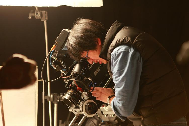 导演请拍摄各种各样的我：超好玩模拟经营游戏推荐